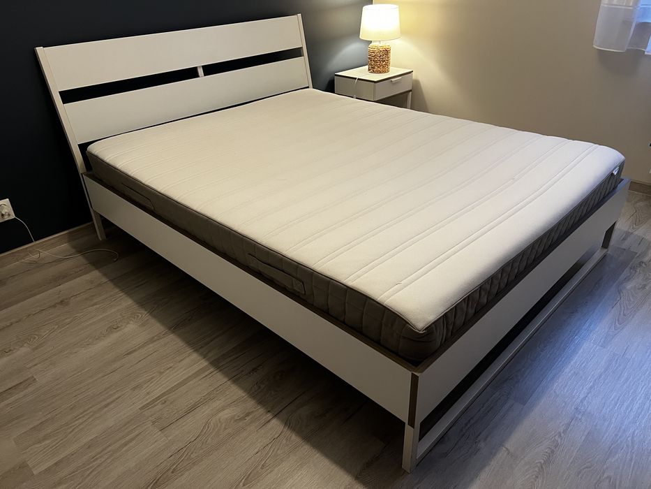 Rama łóżka 160x200 ikea + szafka nocna gratis!
