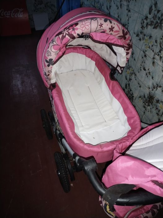 Коляска дитяча.  .