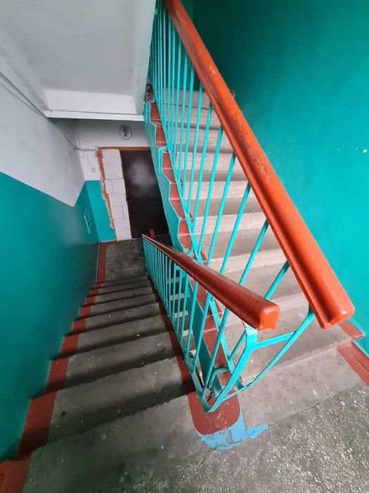 Продам 2 кімн. МАЛОСІМЕЙКУ на Молодіжному. 7500