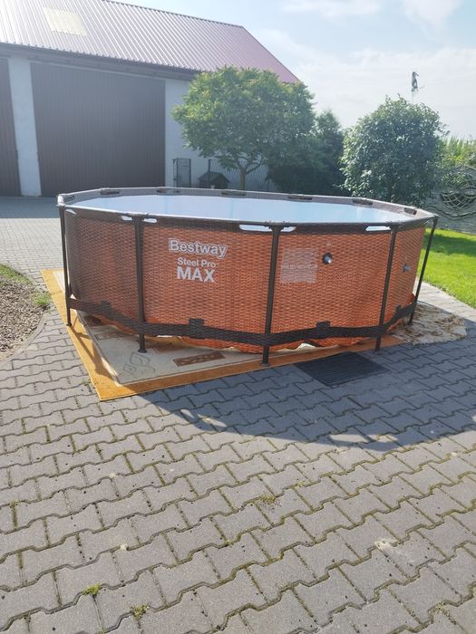 Basen Bestway Steel Pro max