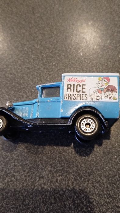 Resorak matchbox furgonetka ford a