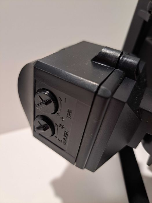 TOP TOOLS Lampa halogenowa zewnętrzna z czujnikiem ruchu 150W żarówka