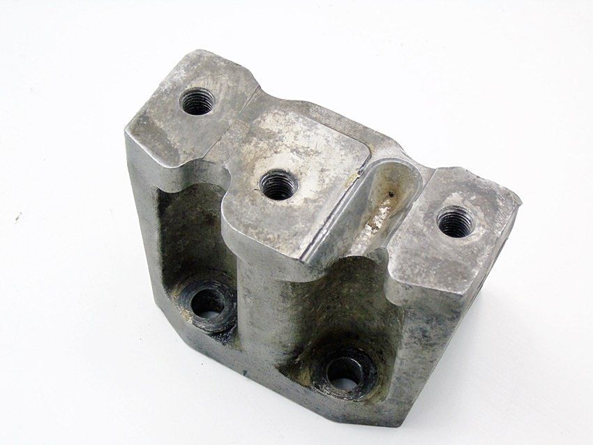 Łapa Silnika 2.3 16V Dohc Ford Galaxy I Alhambra Sharan 7M5399135A