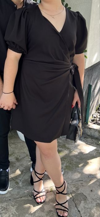 Продам сукню нову