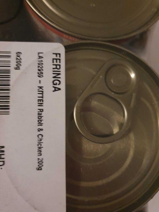 Karma  mokra dla kociąt i młodych kotów.