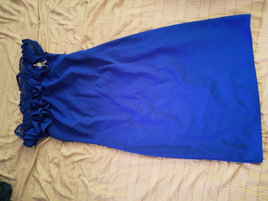 Нарядна сукня синя