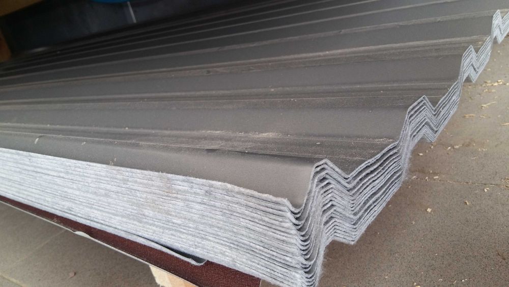 Blacha Trapezowa T18 z filcem membrana firmy Pruszyński