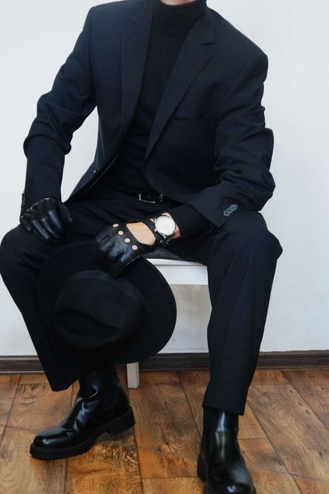 Lagerfeld garnitur męski 50/M-L czarny głęboki 97% wełna Lanificio