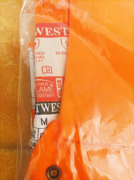 Equip proteção Individual por estrear - capacete, botas, vestuário