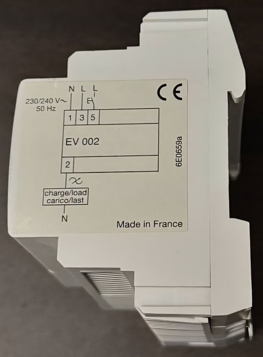 Димер Hager EV002 | Регулятор навантаження 600W, 230V