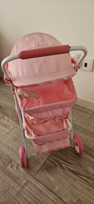 Carrinho de bebe brincar