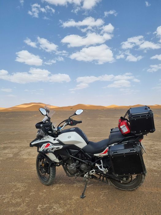 Benelli TRK502X de 2019 com revisão feita e pneu novo à frente