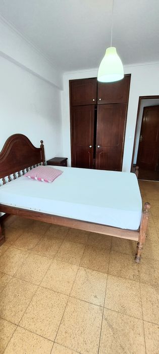 T1 com elevador e vista mar