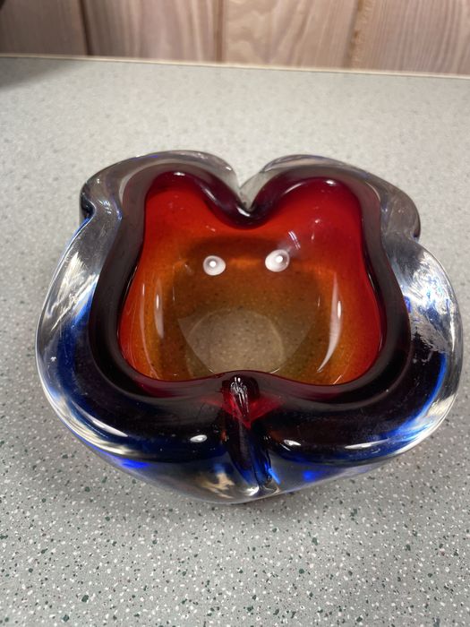 Popielnica Osiołek projektu Czesława Zubera murano glass huta polanica