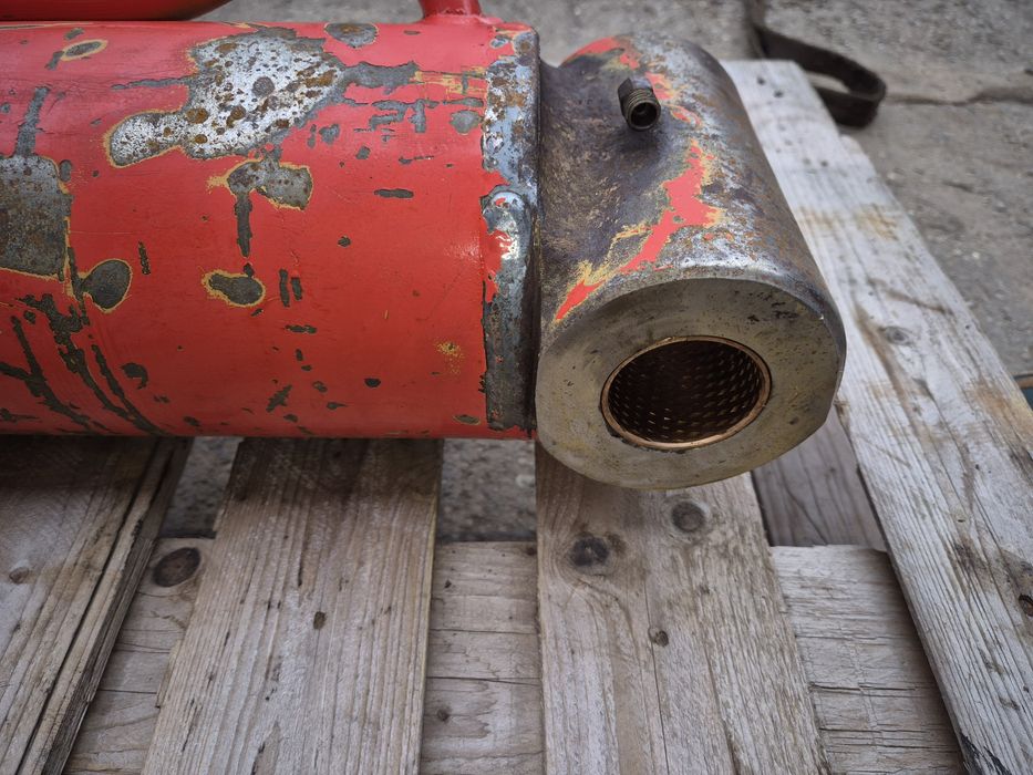 Siłownik główny ramienia Manitou Mlt 731  części