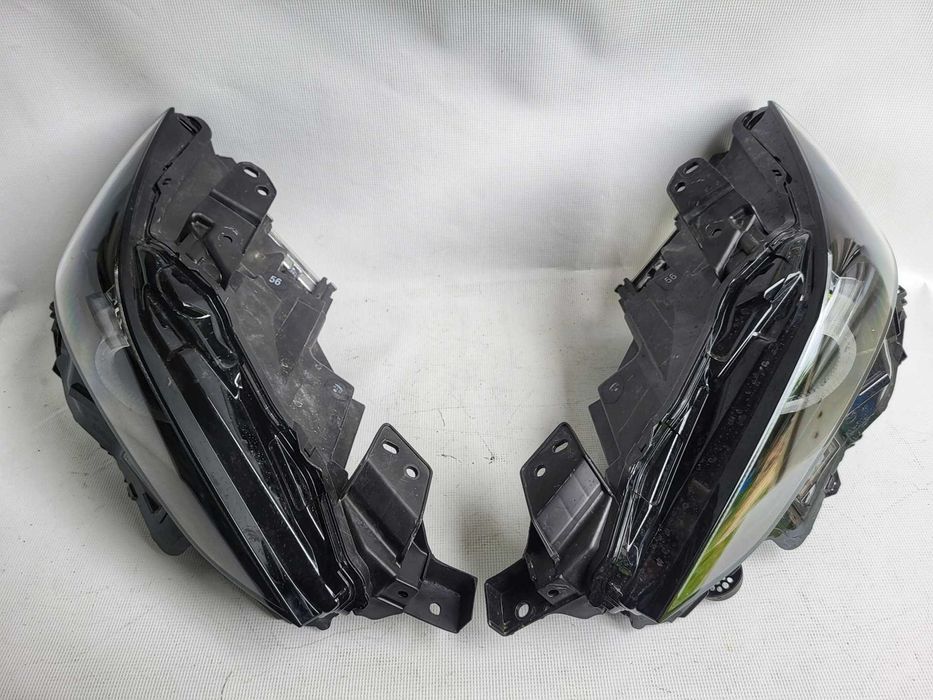 Mazda 3 Фари передні