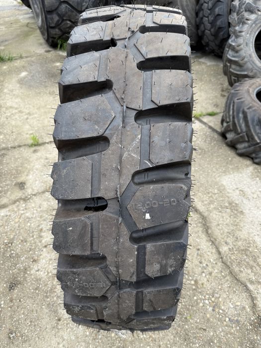 Opona 12.00-20 Nokian Nowa