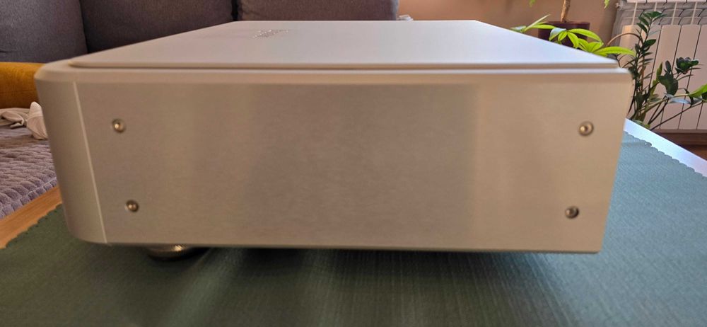 Odtwarzacz SACD Esoteric K-05Xs