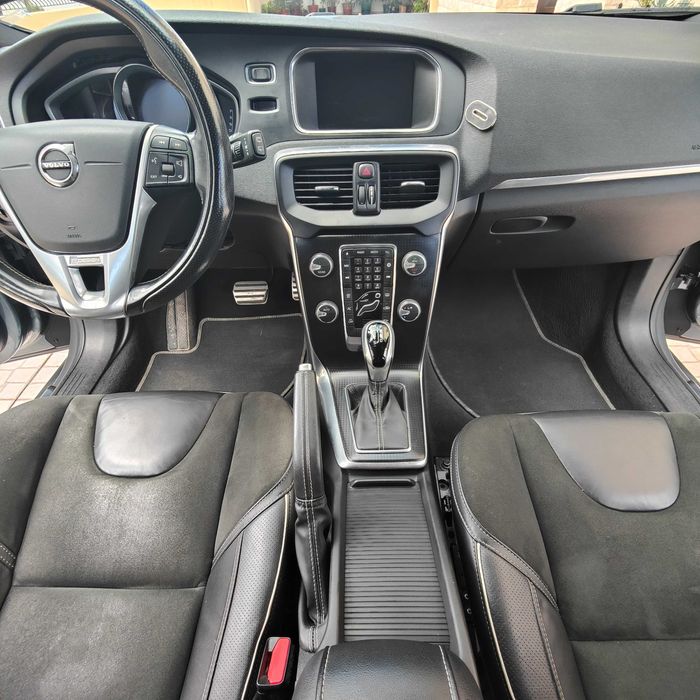 Volvo V40 Rdesign 2019