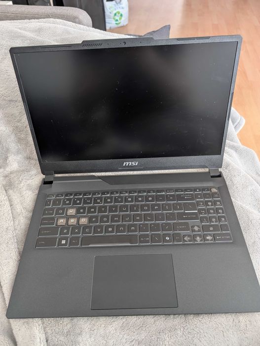 Laptop Cyborg MSI 15 A12VE, i5-12450H, GeForce RTX 4050, 16gb, 500 GB SSD