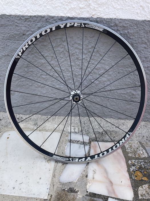 Rodas estrada Prototype pro tour alumínio (par)