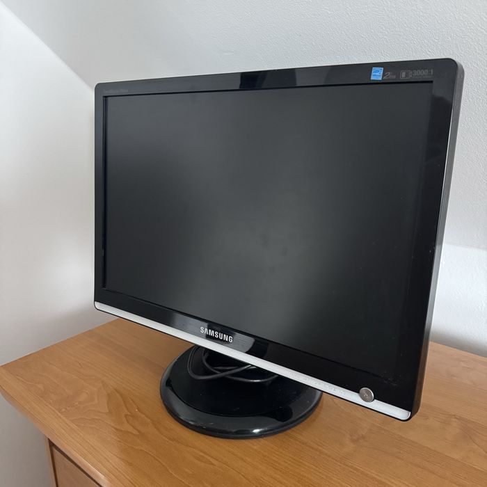 Monitor samsung 20 cali
