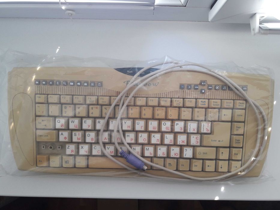 Продаються б/в комплектуючі для комп'ютера