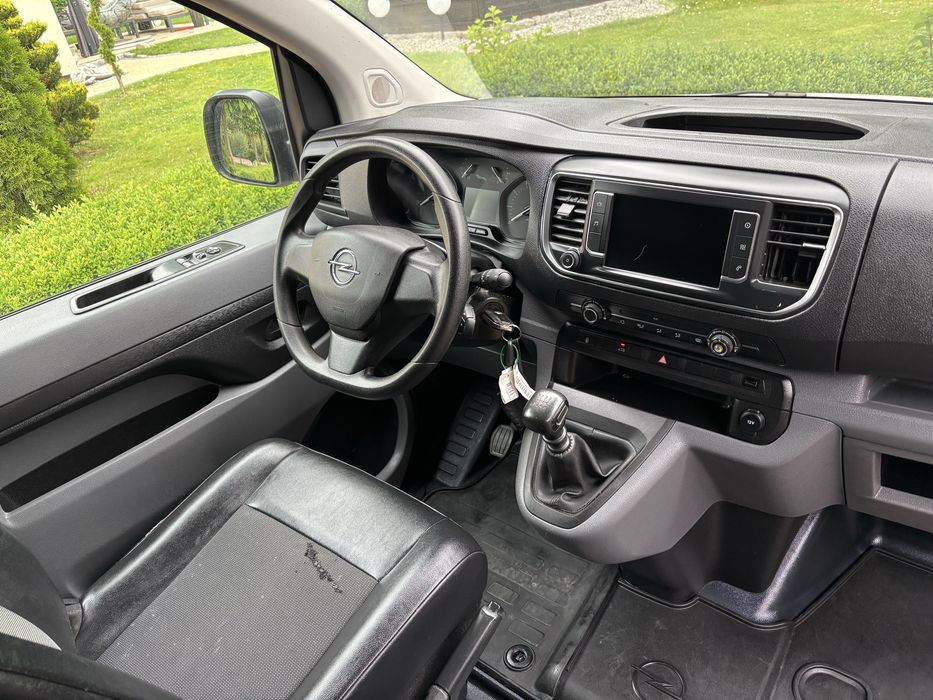 Opel vivaro 2.0 cdti long 2021 rok