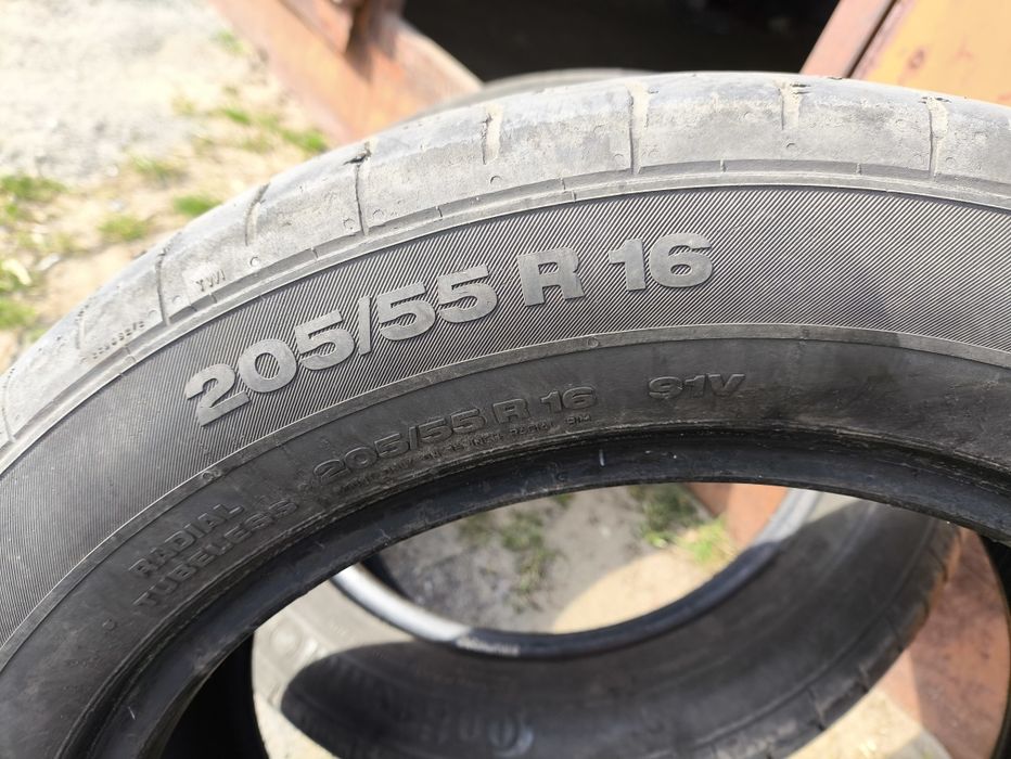 Шини Continental 205/55 R16 літо