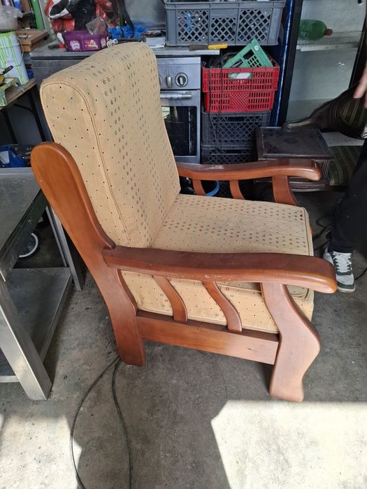 Cadeirao com almofadas amoviveis