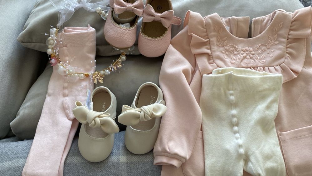 Вбрання для дівчинки на 1 рік/ сукня, пінетки, колготи; 74 см