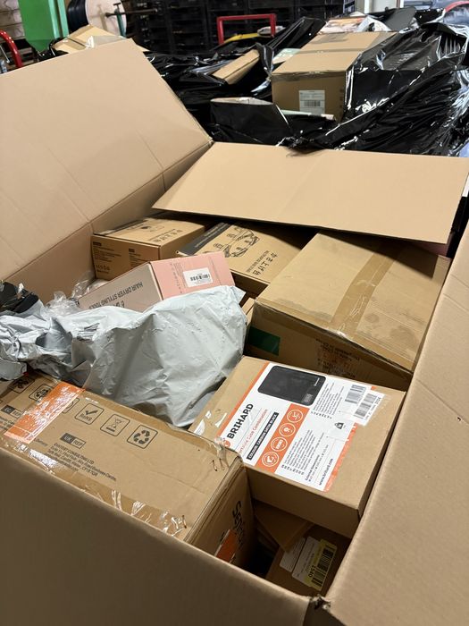 Palety paleta Amazon Mix elektronika