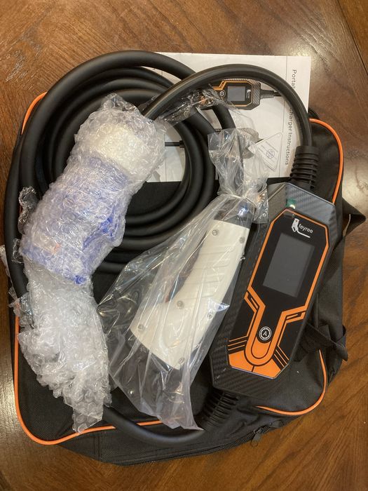 Зарядки Type1,Type2, та Gbt 3,5 та 5метрів для електромобілів 16A, 32А