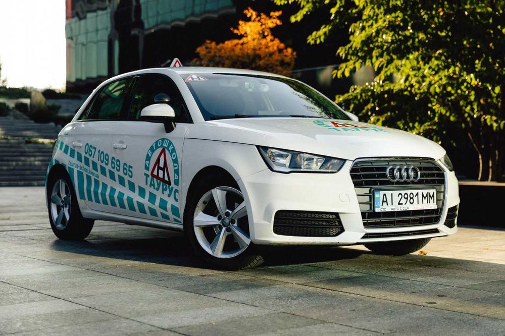Навчання водінню , Автоінструктор, Автошкола, механіка, автомат ОНЛАЙН