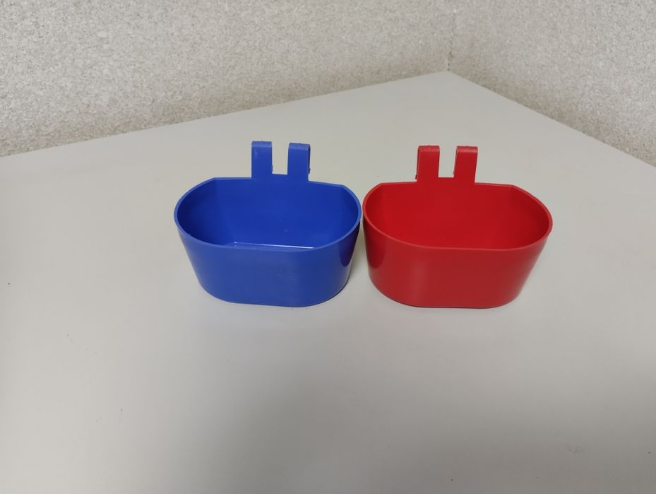 Поїлки годівниці для кролів та птахів