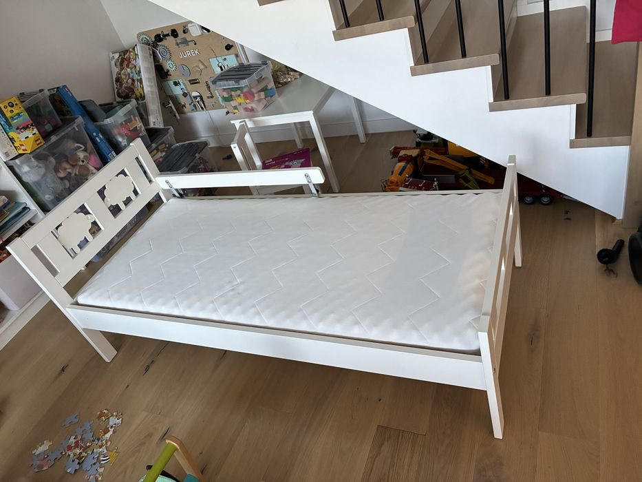 Łóżko IKEA Kritter + dno + materac stan bdb