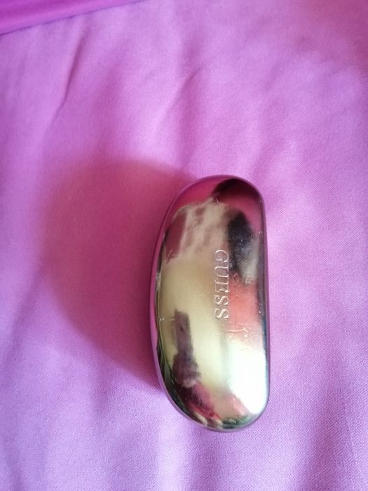 Футляр для окулярів Guess