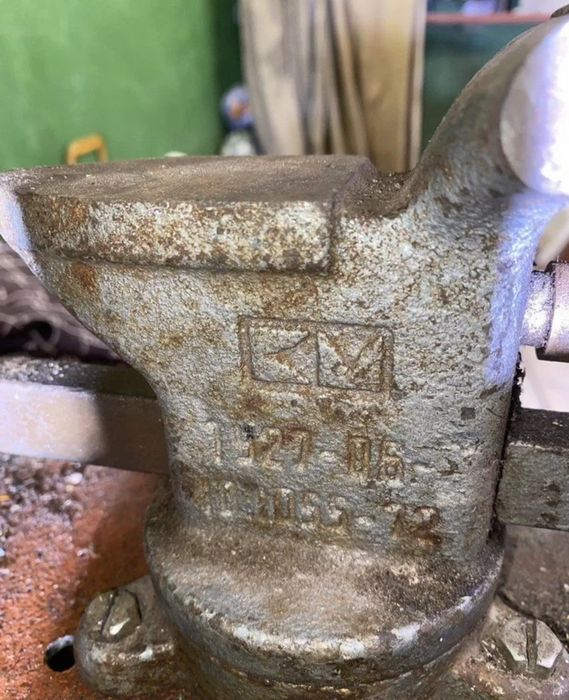 Тиски слесарные лещата слісарні