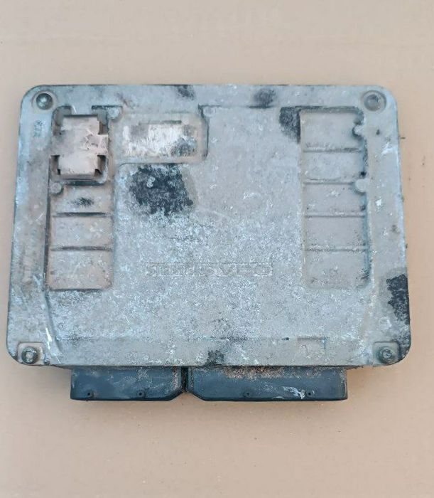 Блок управління двигуном ЕБУ Skoda Octavia 1.6  06A906033FB