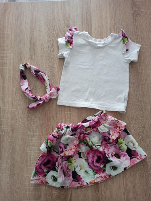 Komplecik niemowlęcy marki Martex, rozmiar 86