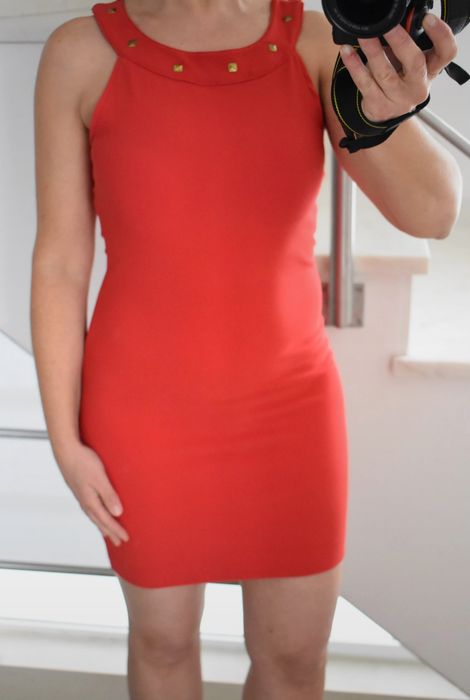 Vestido novo, com elastano [veste S a M]