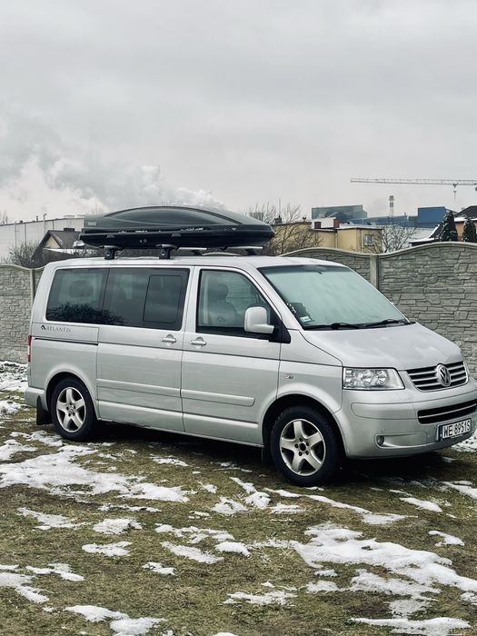 Wynajem Busa Volkswagen Multivan 2.5 Automat Przewóz osób