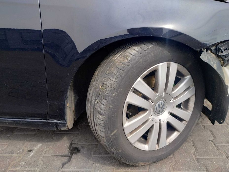 Błotnik prawy przód igła VW EOS 06 LC9X