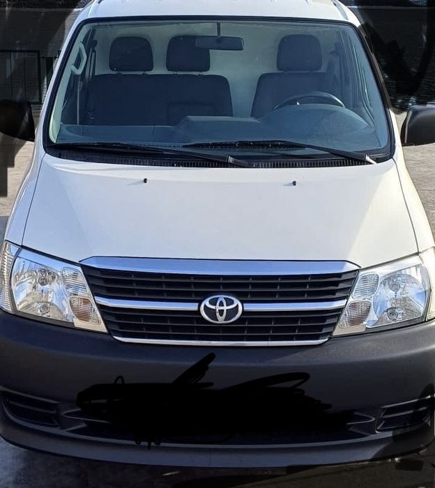 Toyota hiace D4d isotermica