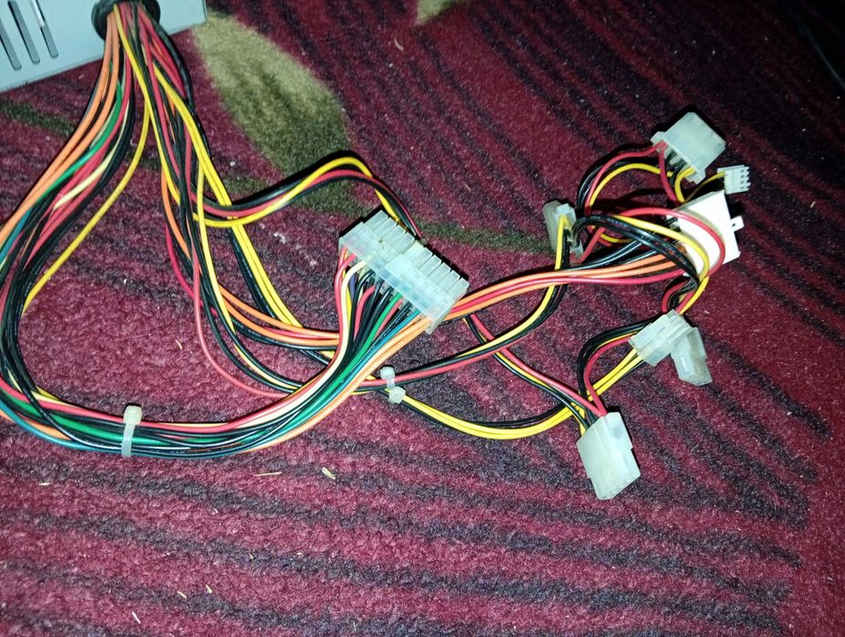 Компьютерные блоки питания по 300W