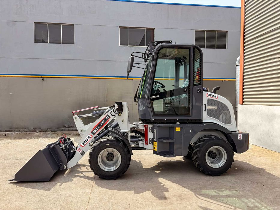 Beckermann BM10-M – Ładowarka przegubowa | 1100 kg | 35 KM | NOWA | Dostawa Cała PL