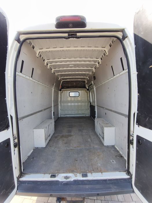 Wynajem BUS Peugeot Boxer MAXI 3,0