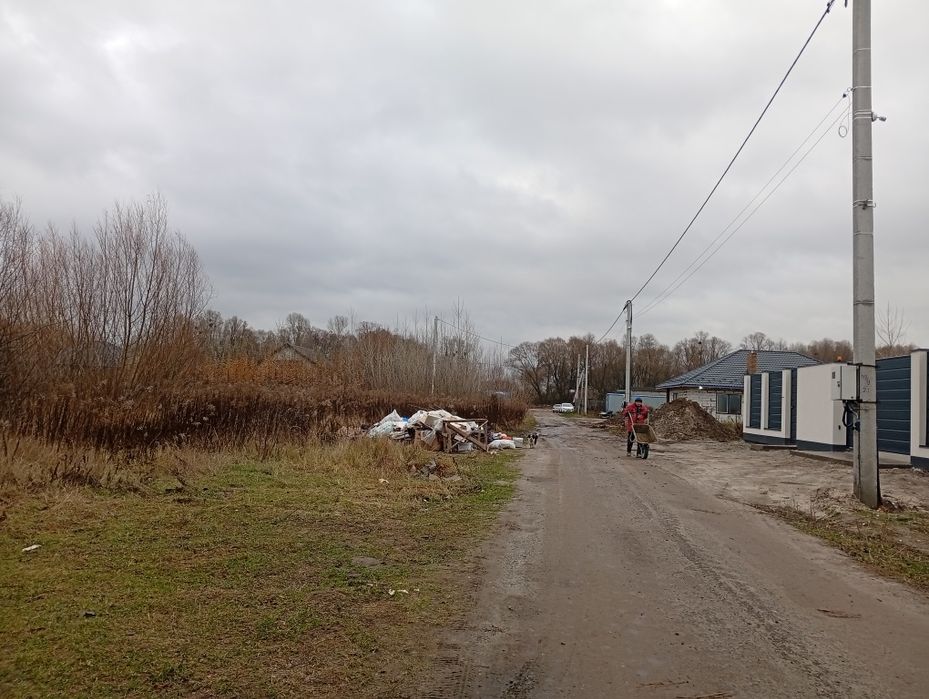 Бровари. Княжичі. 20сот під забудову (можл продаж 10с) асфальт, сусіди