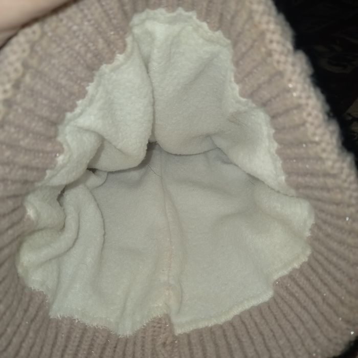 Тепла   шапка      Тепла шапка