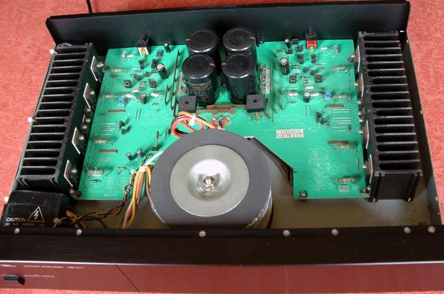 2 unidades Rotel RB971 70w Stereo ou 180w mono a 8ohms